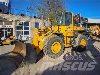 Komatsu WA270 Φορτωτές με λάστιχα (Τροχοφόροι)