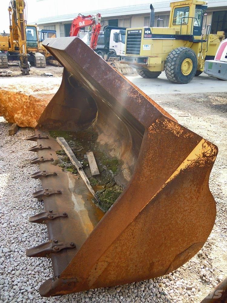Komatsu WA500-1 Φορτωτές με λάστιχα (Τροχοφόροι)