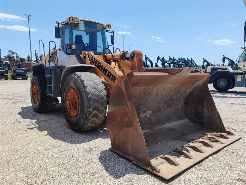 Liebherr L566 Φορτωτές με λάστιχα (Τροχοφόροι)