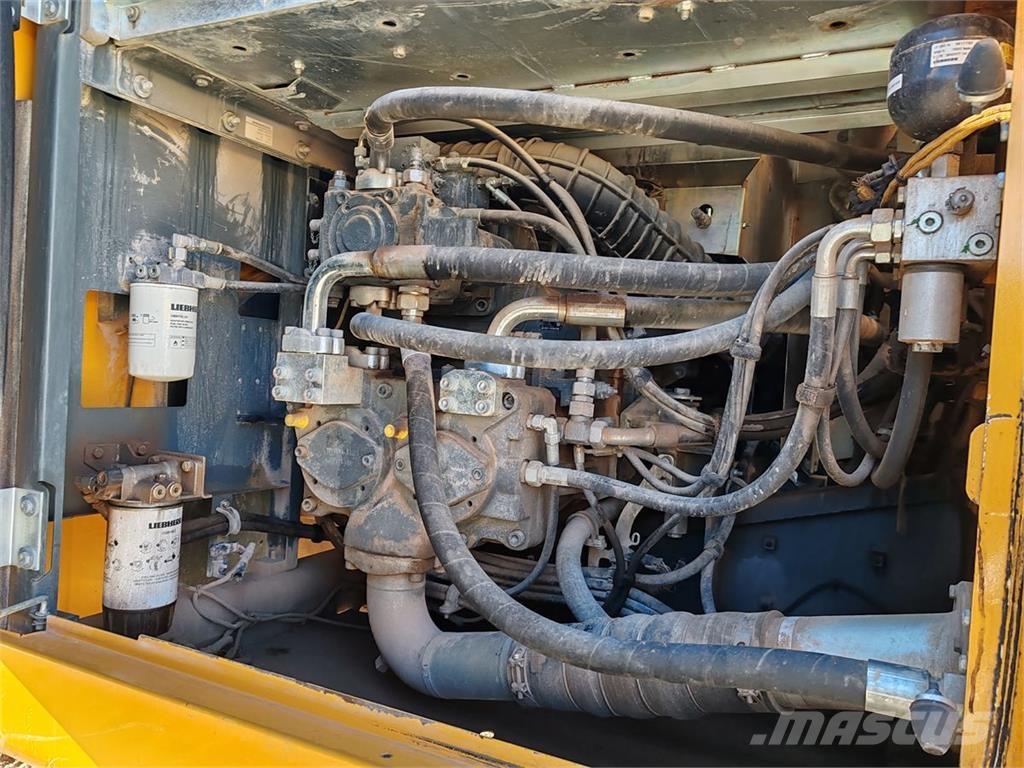 Liebherr R938 NLC Εκσκαφείς με ερπύστριες