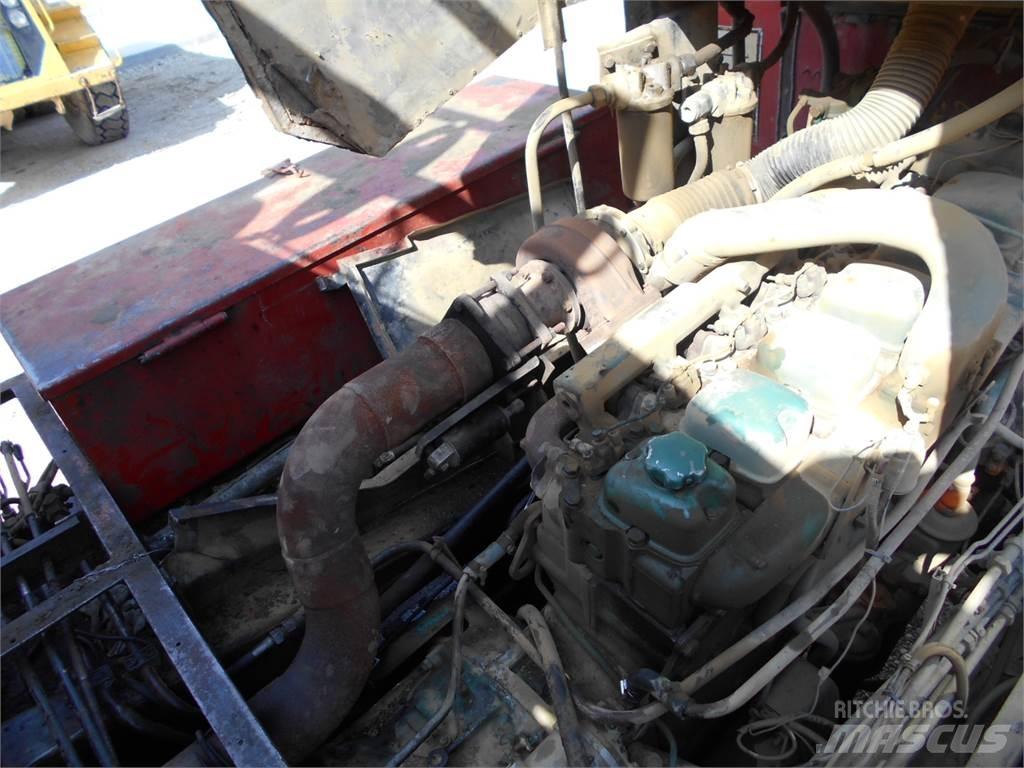 Lokomo A-391-2NS Γερανοί ανώμαλου εδάφους