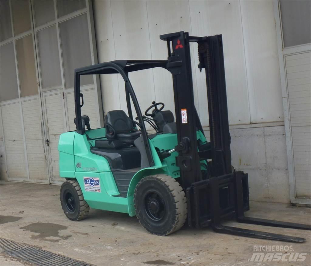Mitsubishi FD40N Πετρελαιοκίνητα Κλαρκ