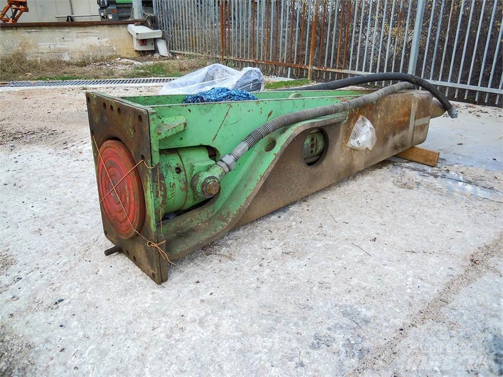 Montabert W1800 Υδραυλικές σφύρες