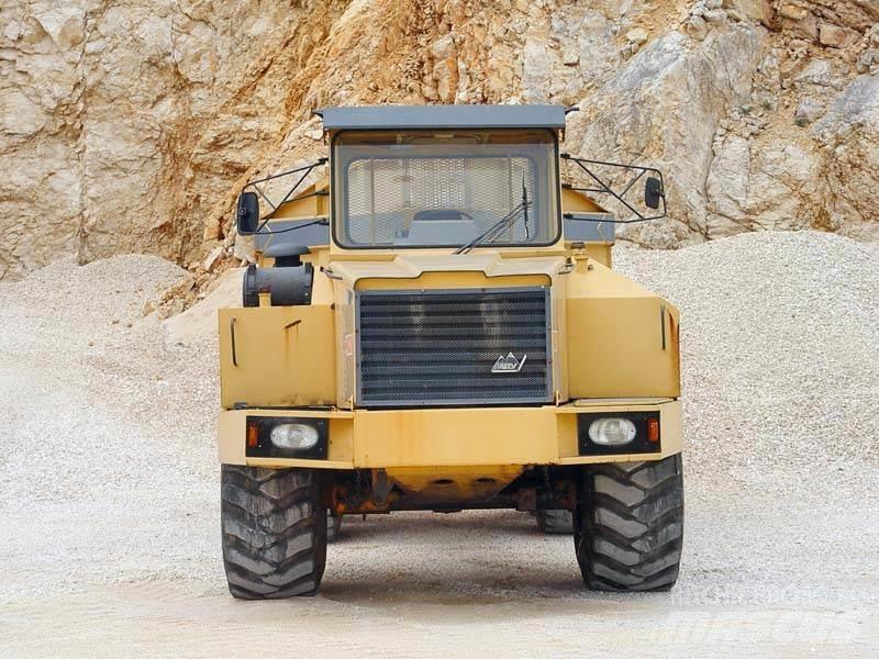Moxy 7235 Σπαστό Dump Truck ADT