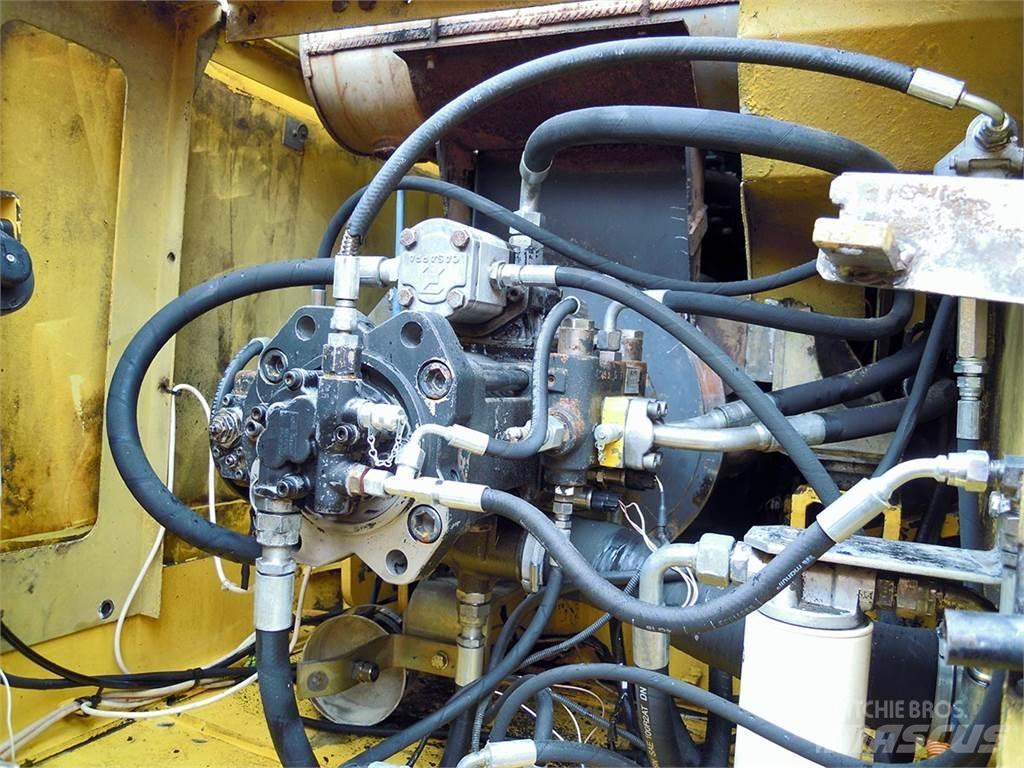 New Holland E305 Εκσκαφείς με ερπύστριες