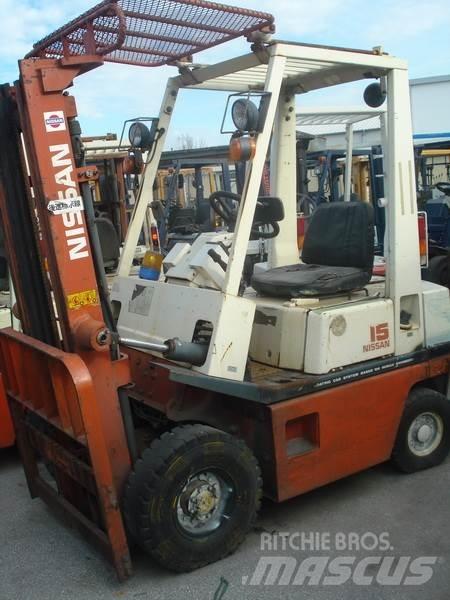 Nissan H01A15 Περονοφόρα ανυψωτικά κλαρκ με φυσικό αέριο LPG