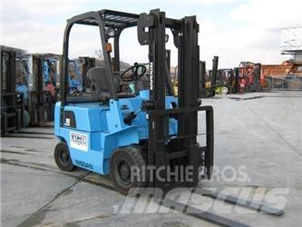 Nissan PJ01A15 Περονοφόρα ανυψωτικά κλαρκ με φυσικό αέριο LPG