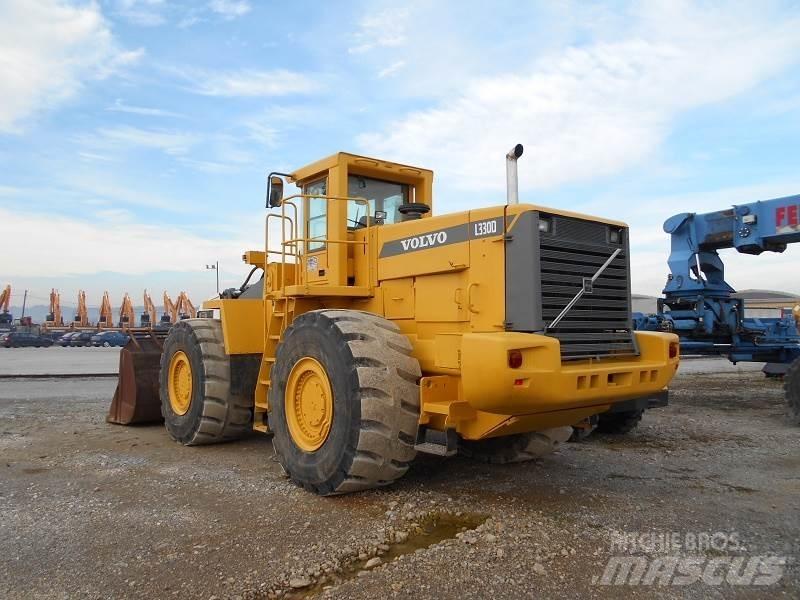 Volvo L330D Φορτωτές με λάστιχα (Τροχοφόροι)