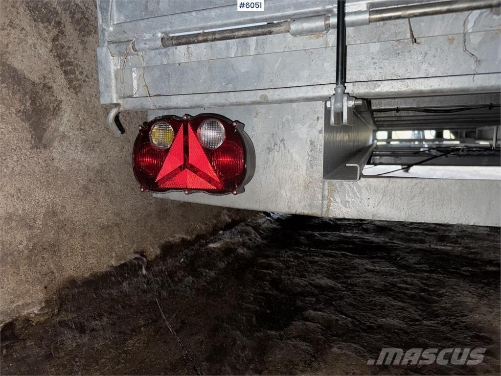 Bateson 26PL Ελαφριές ρυμούλκες