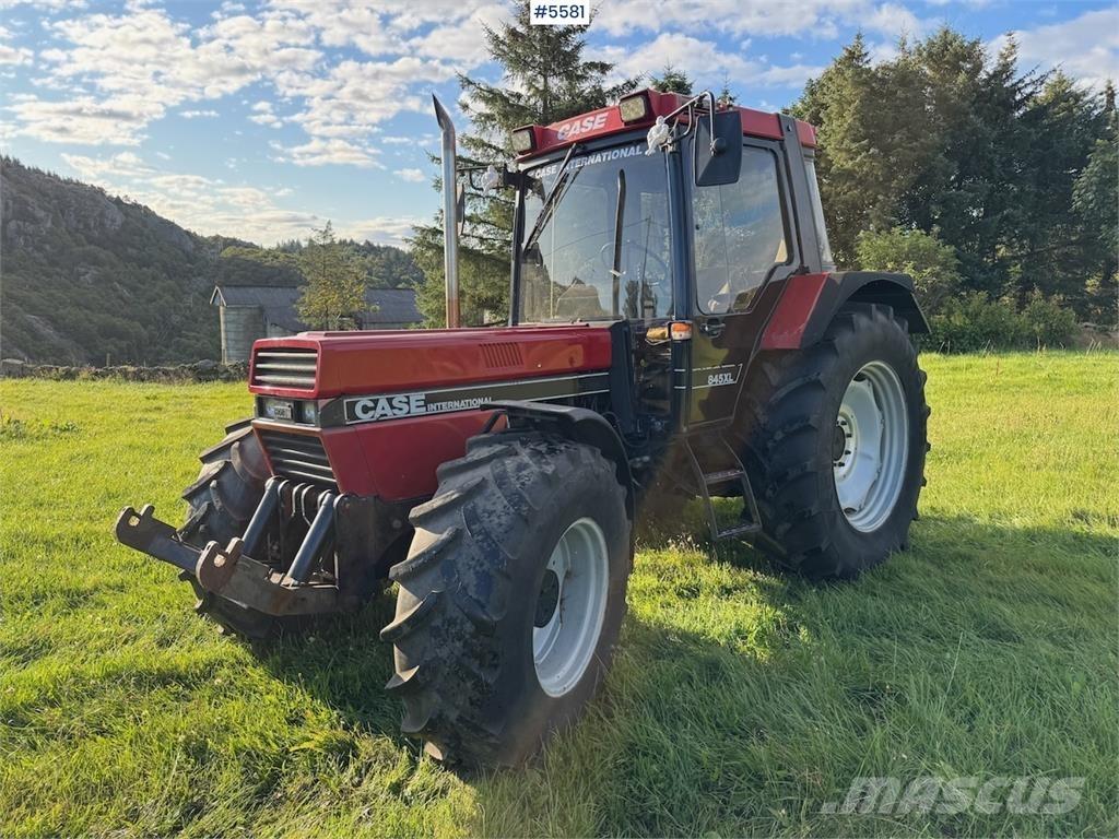 Case IH 845 XL Τρακτέρ