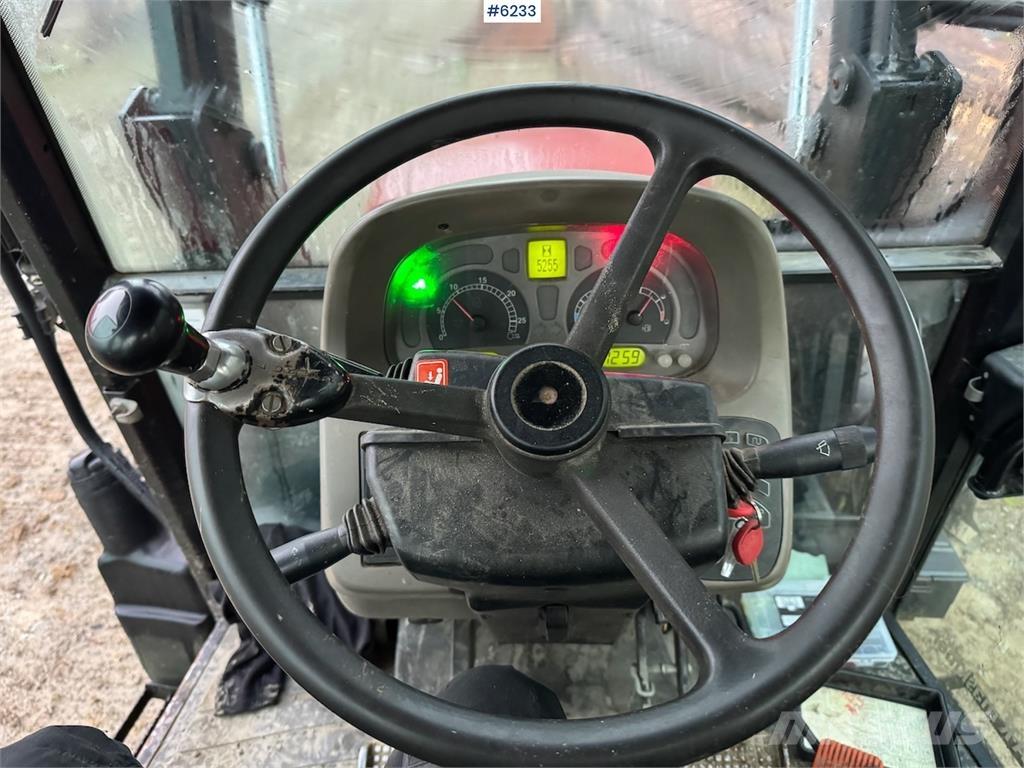 Case IH JXU 95 Τρακτέρ