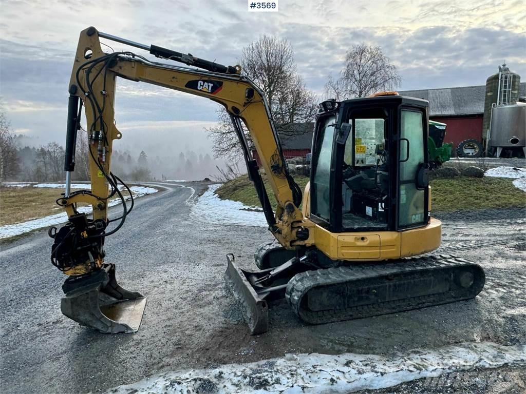 CAT 305 Εκσκαφείς με ερπύστριες