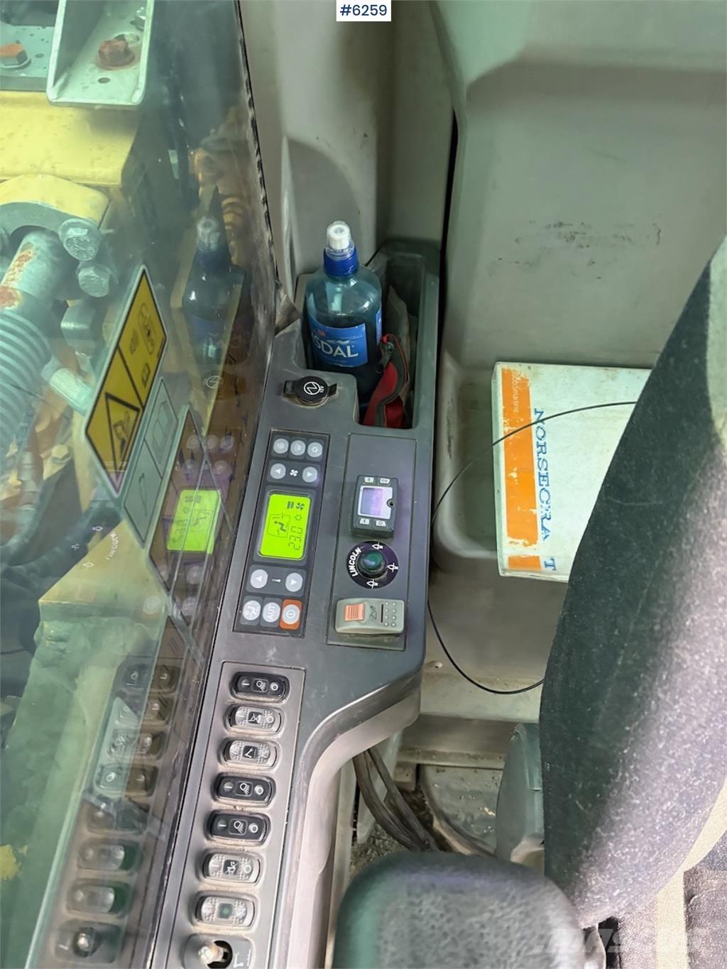 CAT 324 E Εκσκαφείς με ερπύστριες