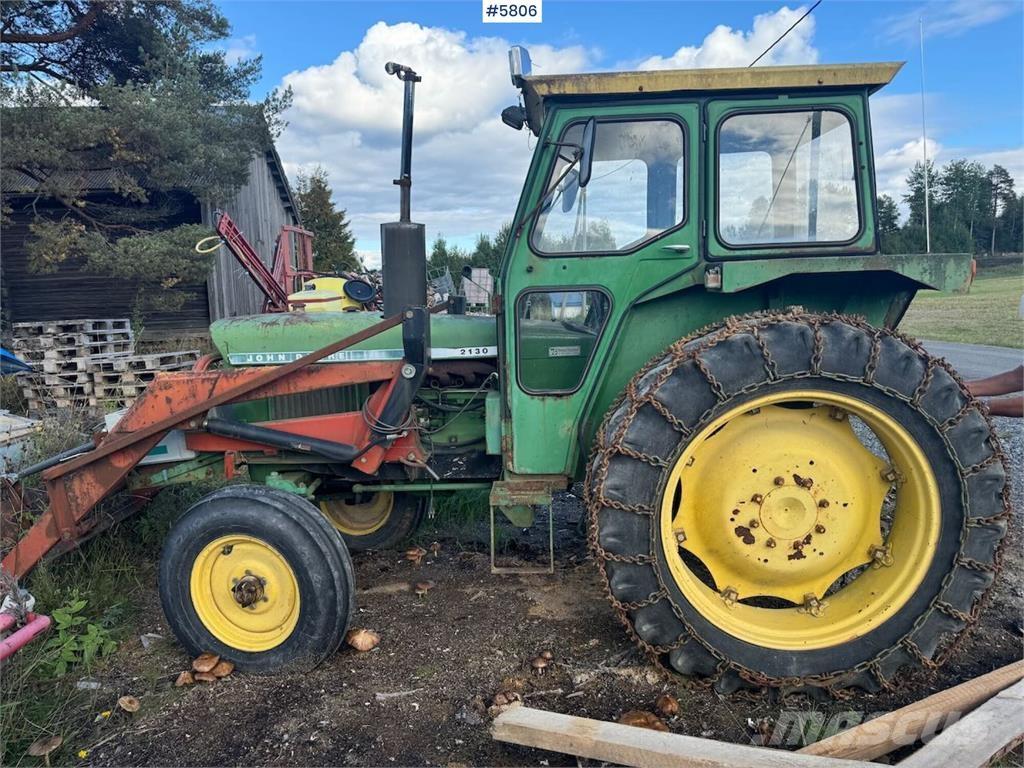 John Deere 2130 Τρακτέρ