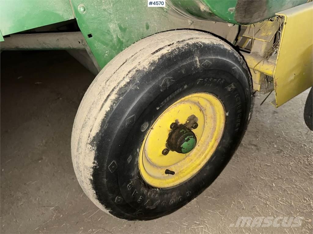 John Deere 332 A Λοιπός εξοπλισμός συγκομιδής