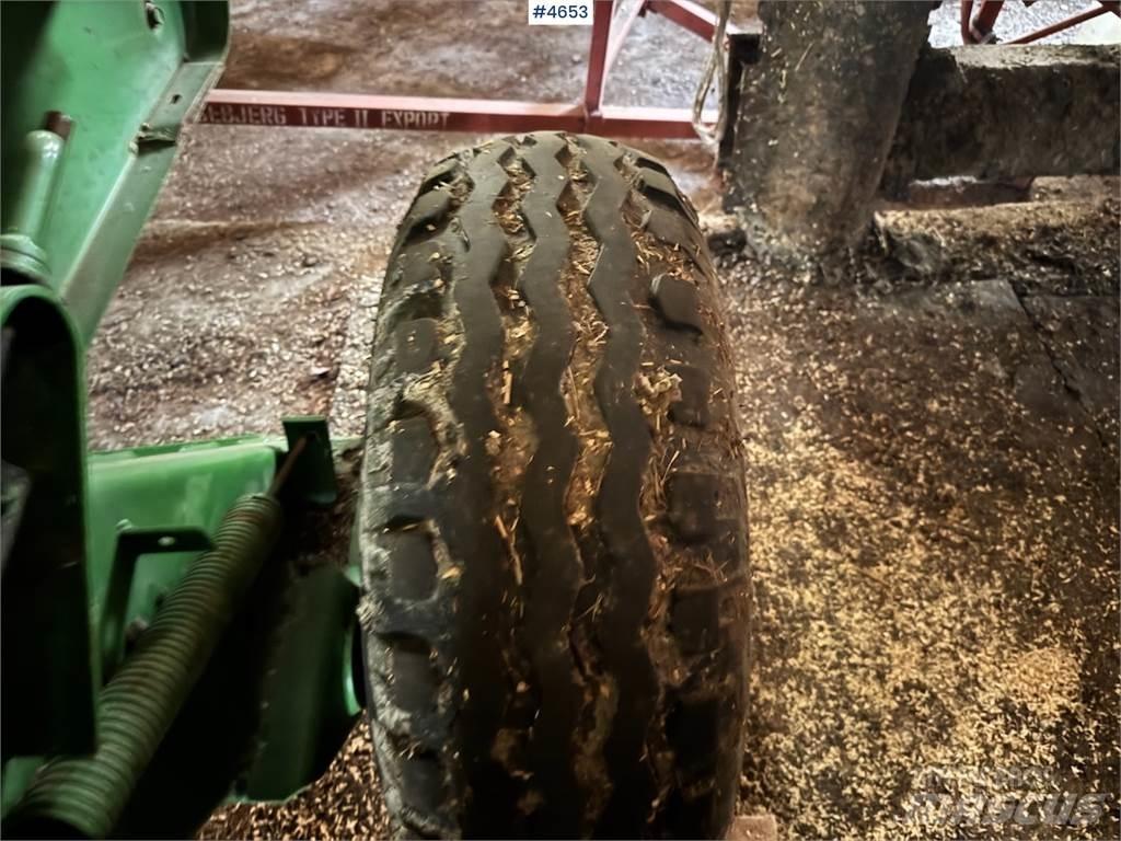 John Deere 545 Λοιπός εξοπλισμός συγκομιδής