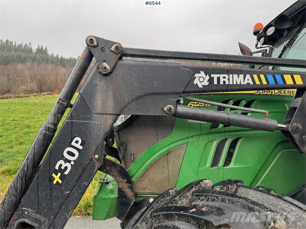 John Deere 6125R Τρακτέρ