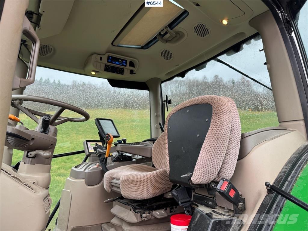 John Deere 6125R Τρακτέρ