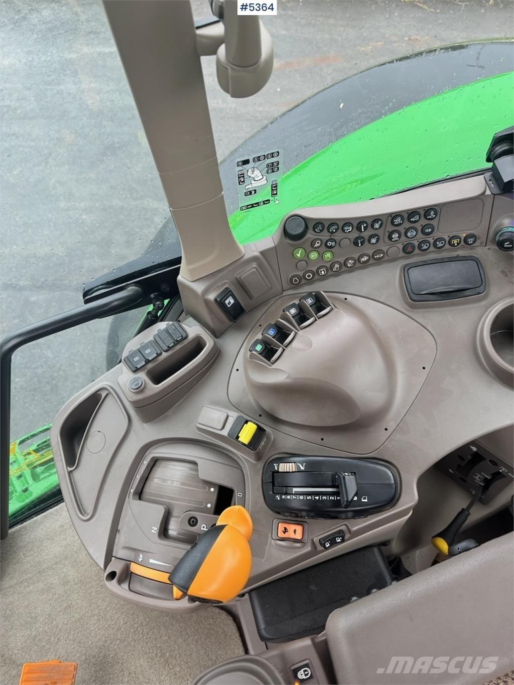 John Deere 6155M Τρακτέρ