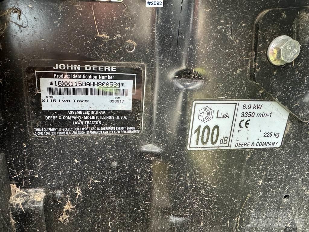 John Deere X115R Τρακτέρ