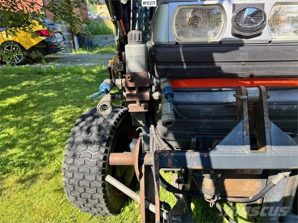 Kubota STA-35 Τρακτέρ