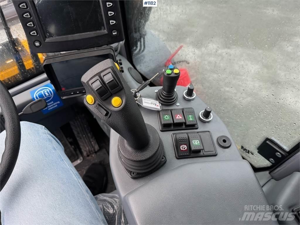 LM Trac 587 Φορτωτές πολλαπλών χρήσεων