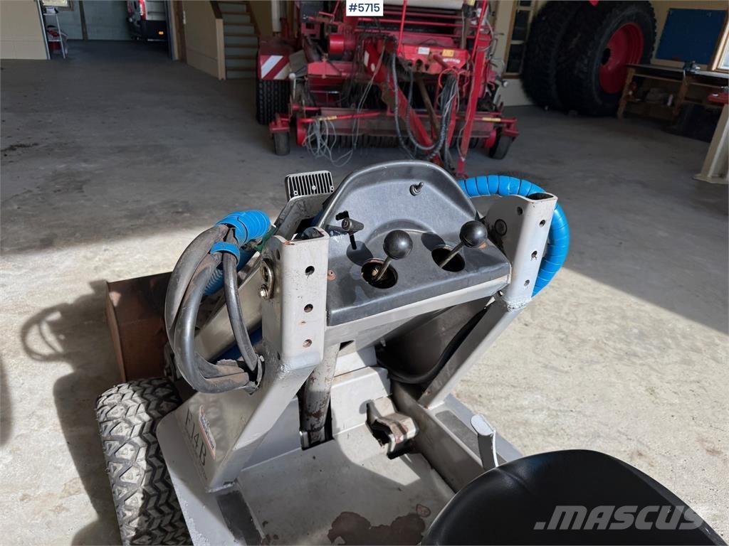 Multione F14B Φορτωτές πολλαπλών χρήσεων