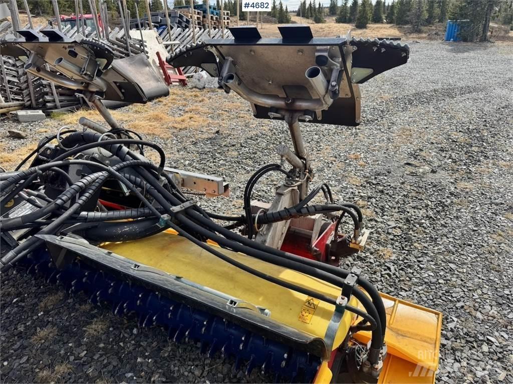  Pisten Bully 100 Εκχιονιστήρες και χιονοδιώχτες