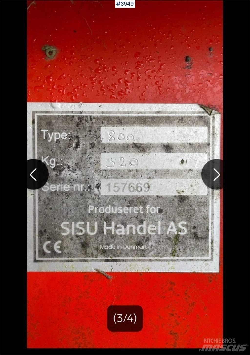 Sisu 800 Άλλα μηχανήματα για το δρόμο και το χιόνι