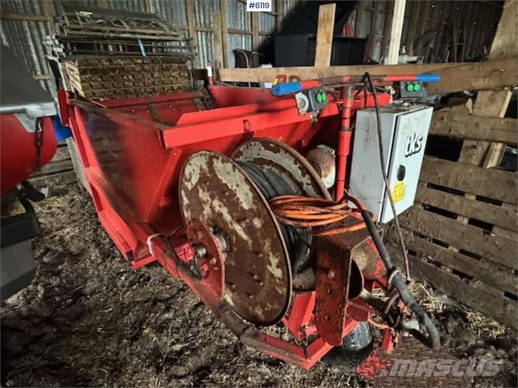 TKS F2 Λοιπός εξοπλισμός συγκομιδής