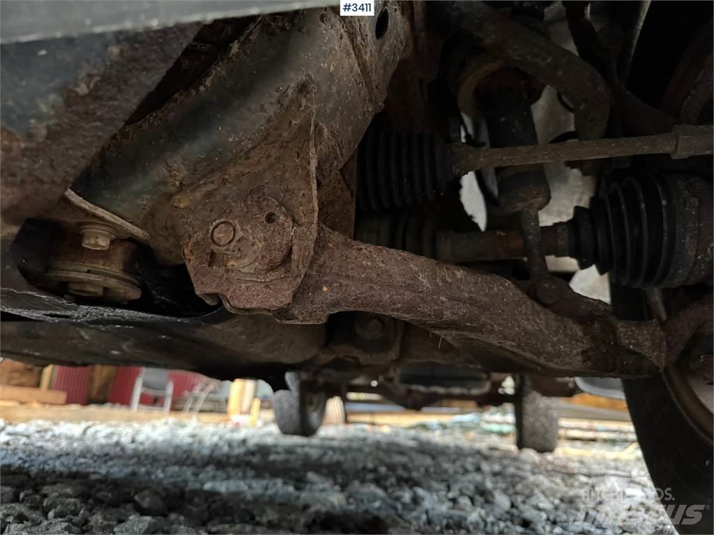 Toyota Hilux Κλούβες με συρόμενες πόρτες