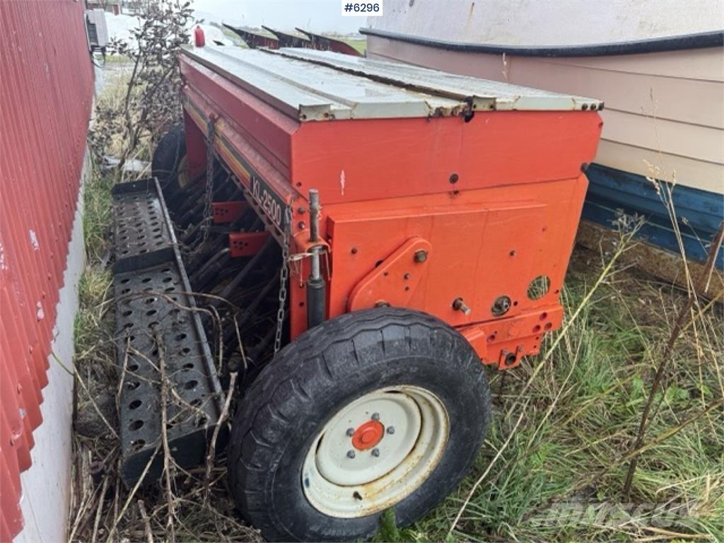 Tume KL 2500 Σπορείς