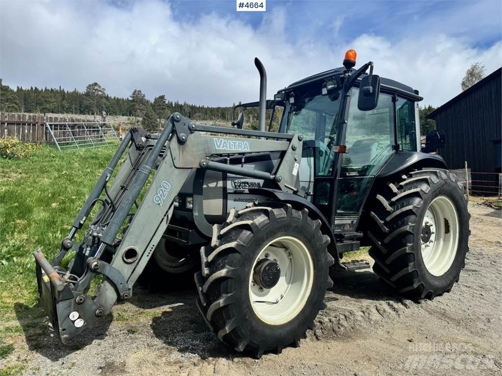 Valtra A85-4 Τρακτέρ