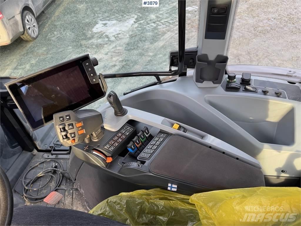 Valtra G135 Τρακτέρ