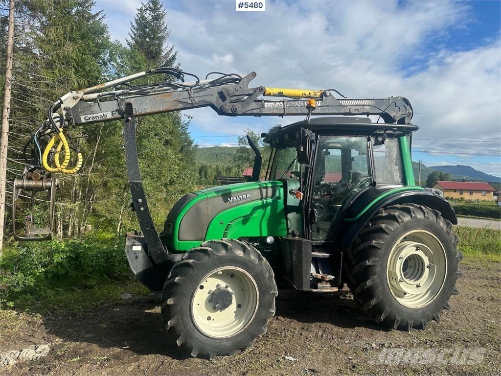 Valtra N101 Τρακτέρ
