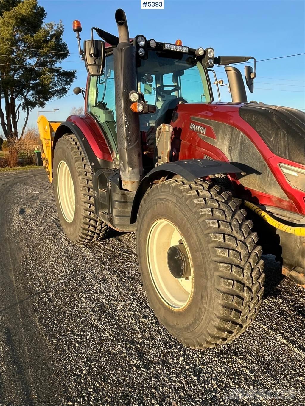 Valtra T174E Τρακτέρ