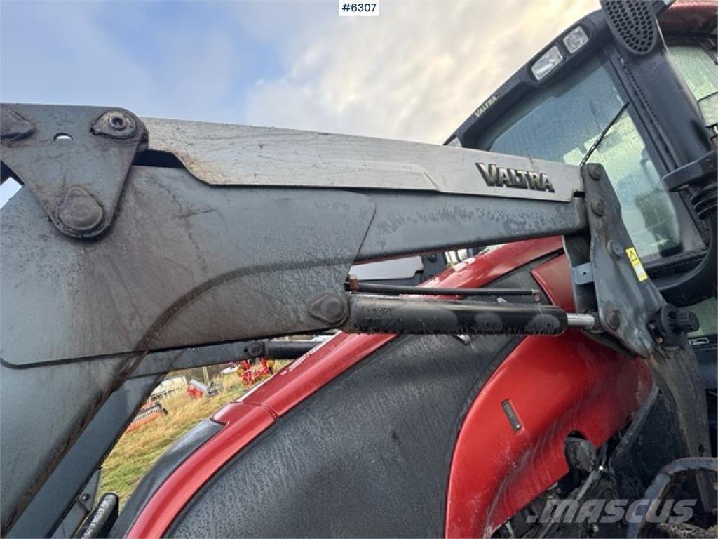 Valtra T190 Τρακτέρ
