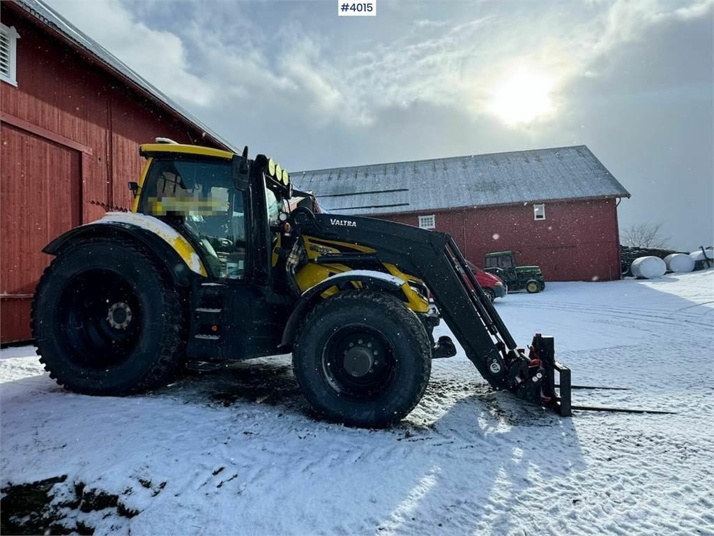 Valtra T255 Τρακτέρ