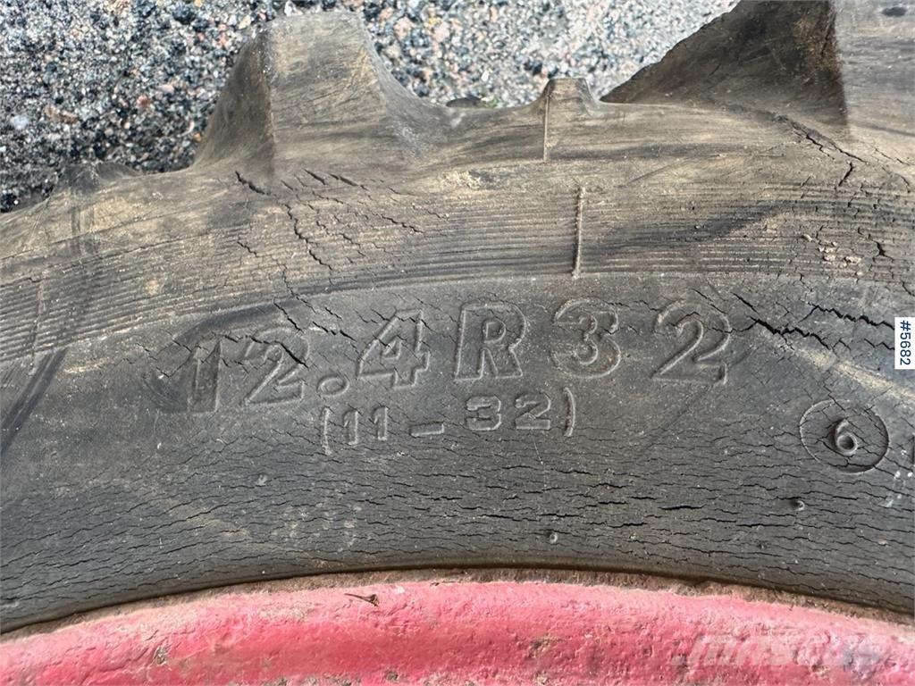 Volvo 400 Buster Τρακτέρ