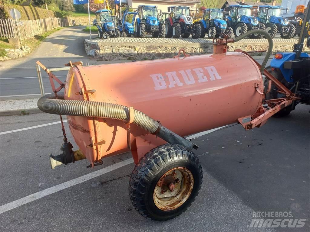 Bauer 1700 Διασκορπιστές λάσπης