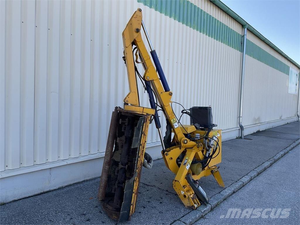 Bomford B 508 Χορτοκοπτικά με καθιστό χειριστή