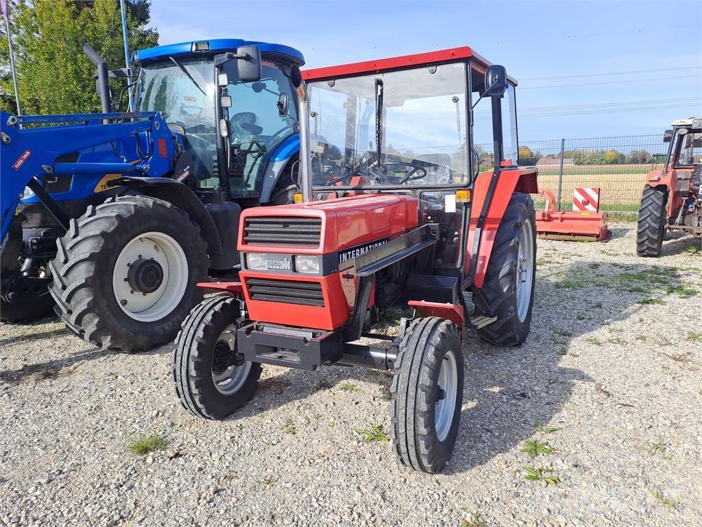 Case IH 533 Τρακτέρ
