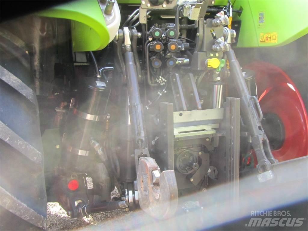 CLAAS Arion 440 Τρακτέρ