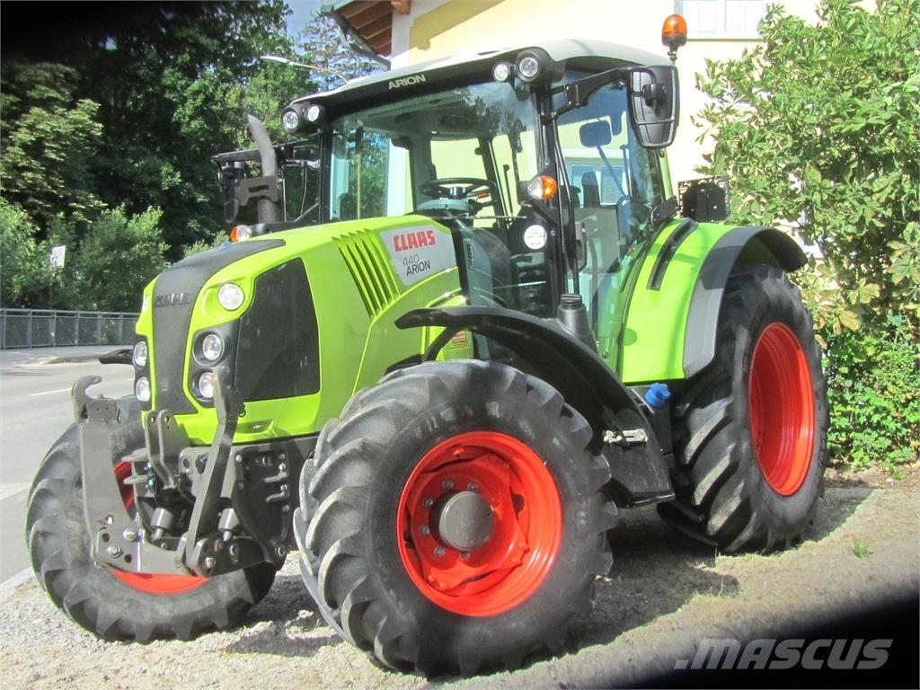 CLAAS Arion 440 Τρακτέρ
