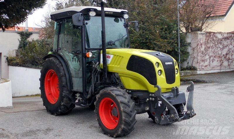 CLAAS Nexos 230 VL Τρακτέρ