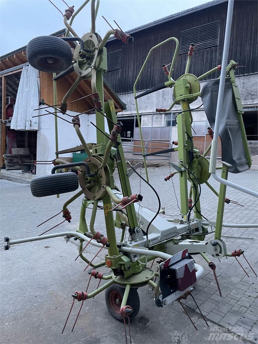 CLAAS VOLTO 700 Τσουγκράνες και χορτοξηραντικές μηχανές