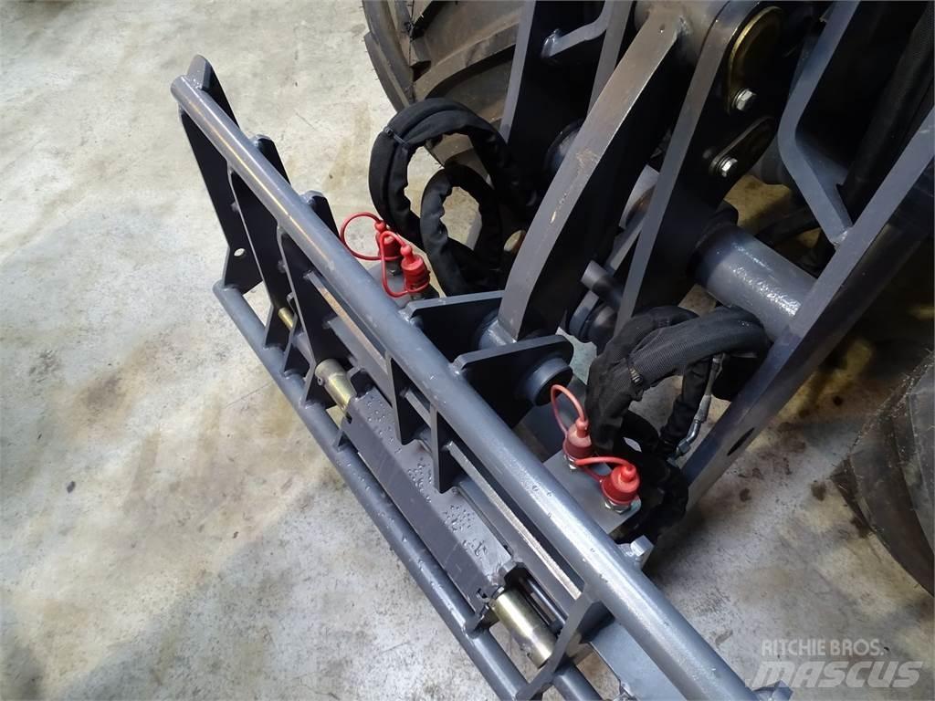 Eurotrac W 13 Εμπρόσθιοι φορτωτές και σκαπτικά