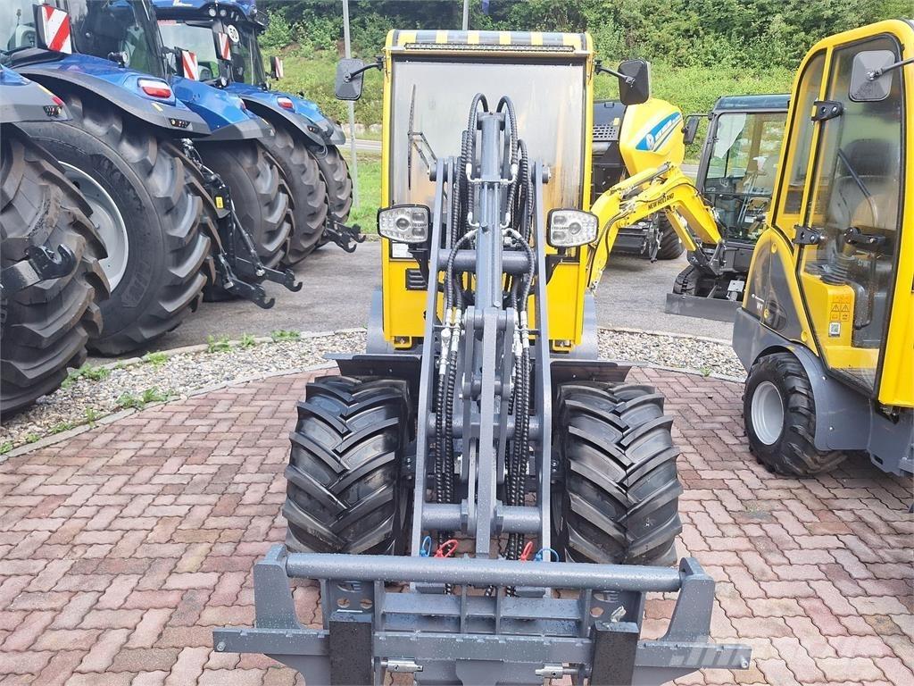 Eurotrac W12S Εμπρόσθιοι φορτωτές και σκαπτικά
