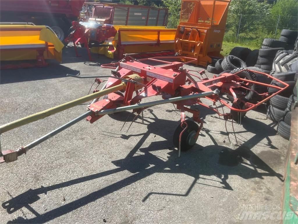 Fella TH 530 Τσουγκράνες και χορτοξηραντικές μηχανές