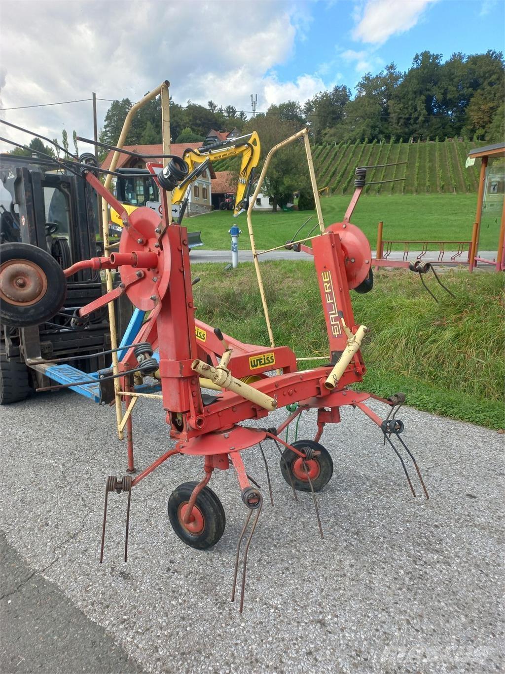 Galfre 450 Τσουγκράνες και χορτοξηραντικές μηχανές